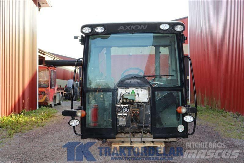 CLAAS 840 Kabine i unutrašnjost