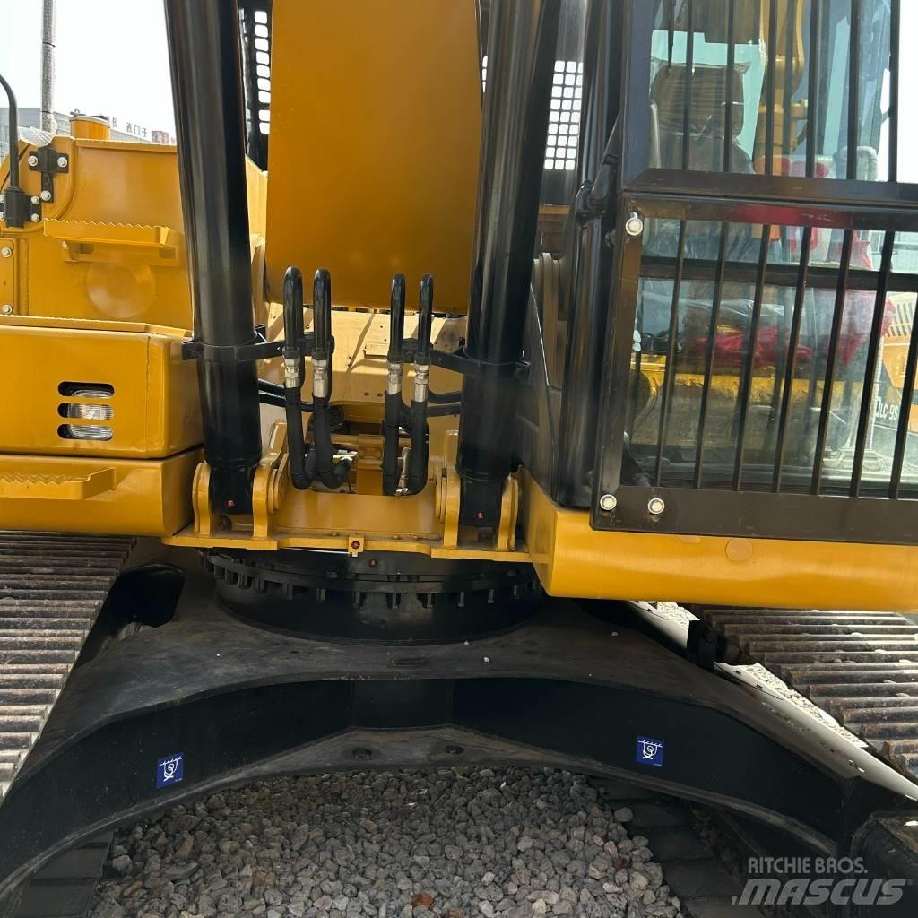 CAT 320 D Bageri guseničari