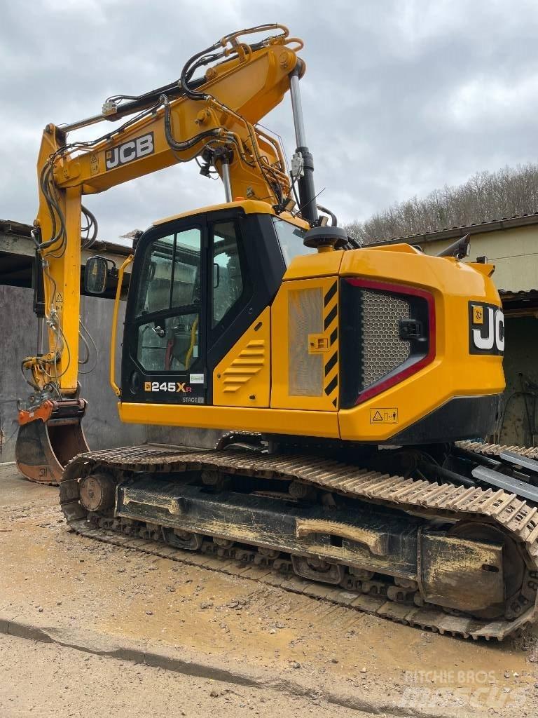 JCB 245 XR Bageri guseničari