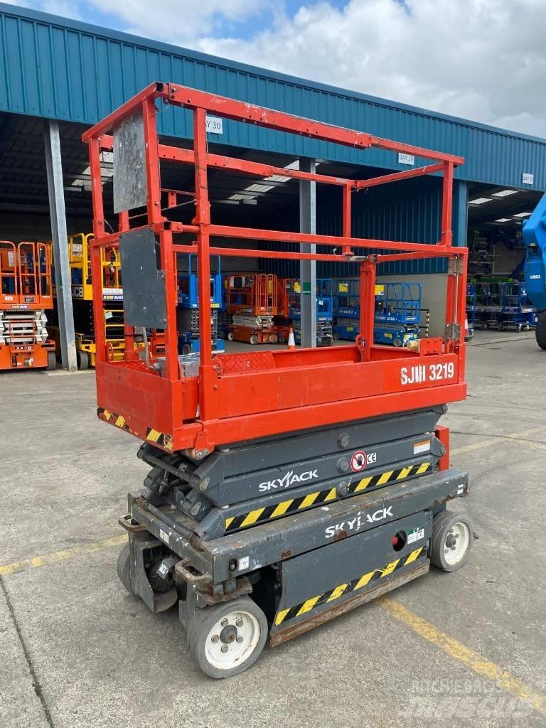 SkyJack SJ 3219 Makazaste platforme
