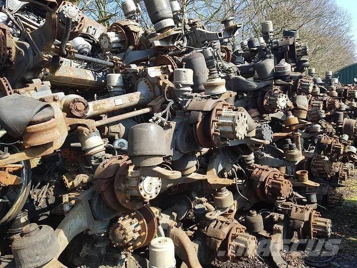  Axles Autobus Ostale kargo komponente