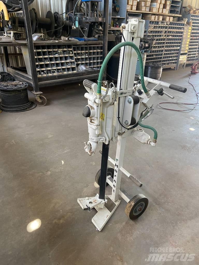  Minnich Hornet 24/22 Alati za betonske radove