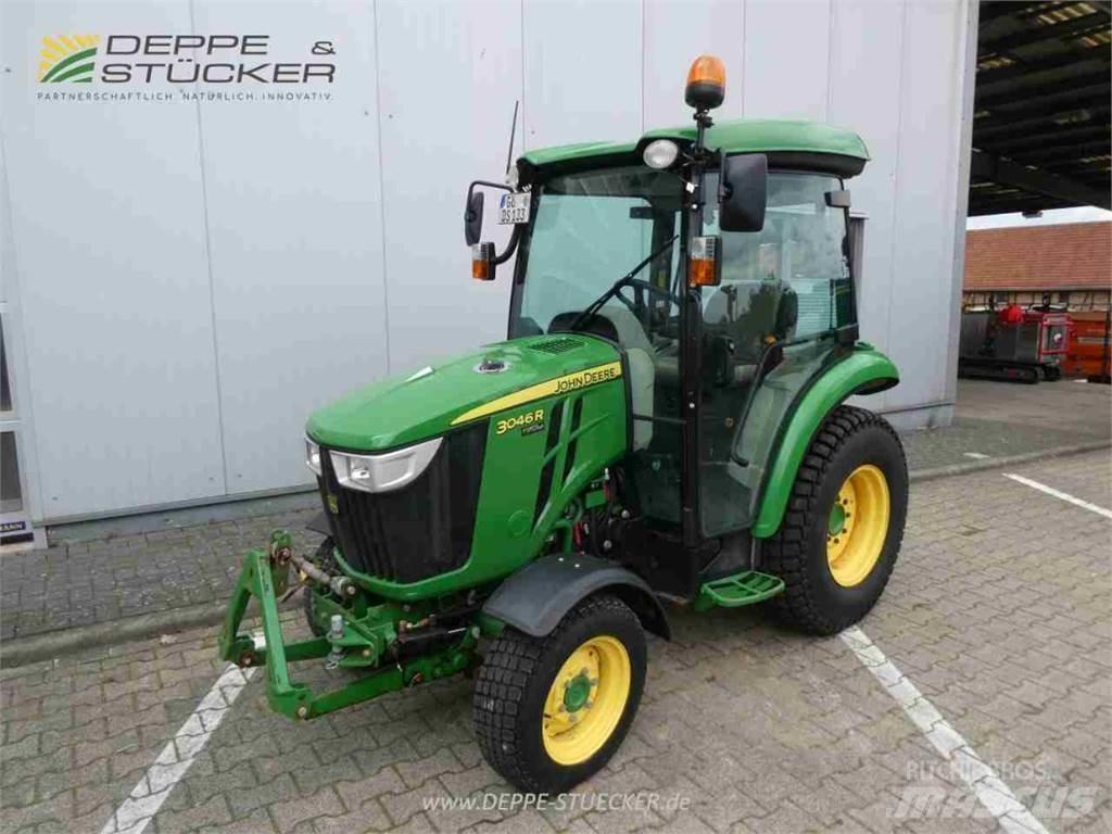 John Deere 3046R Manji traktori