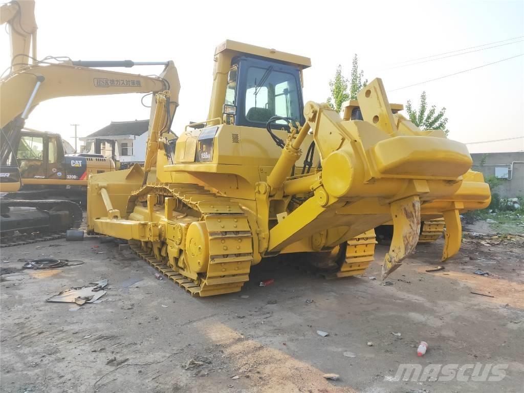 Komatsu D155AX-5 Buldožeri guseničari