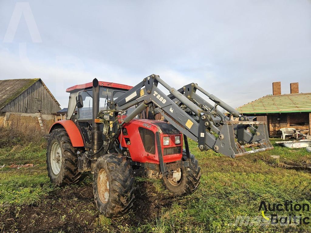 Belarus 922.5 Traktori