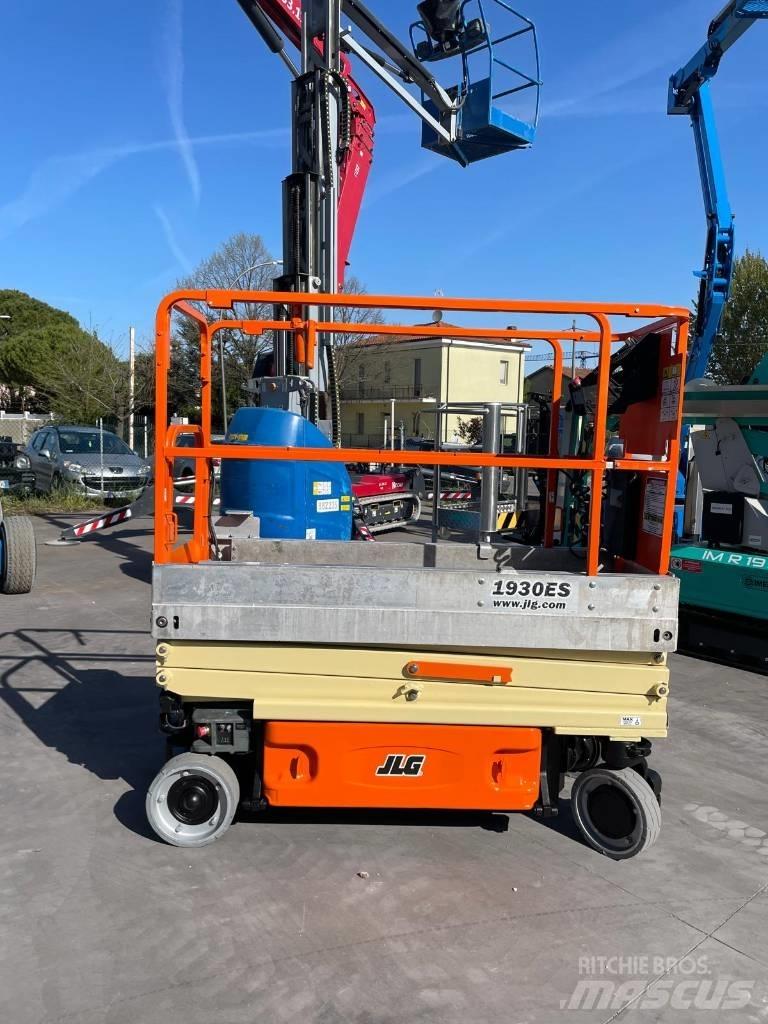 JLG 1930 ES Makazaste platforme