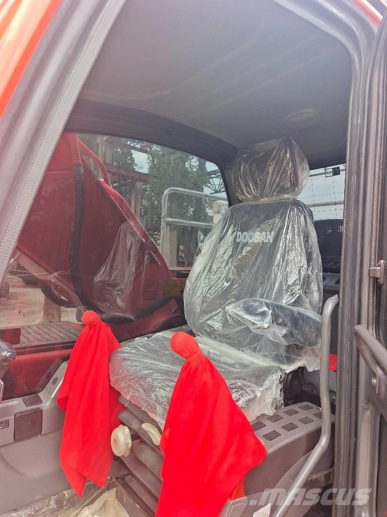 Doosan DX 225 Bageri guseničari