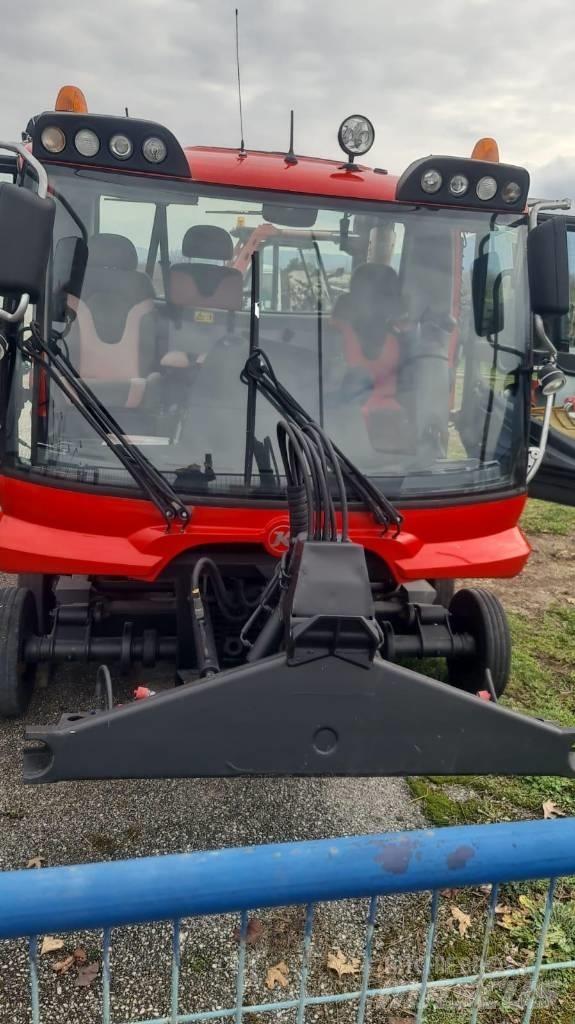  PistenBully  600 Ratraki