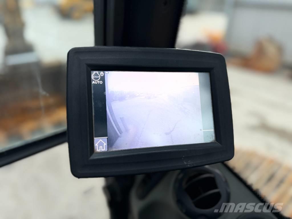 Liebherr R922 SLC Bageri guseničari