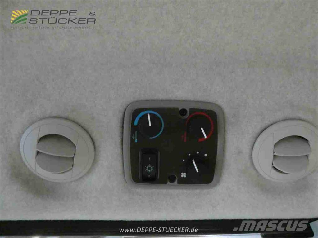 John Deere 3039R Manji traktori