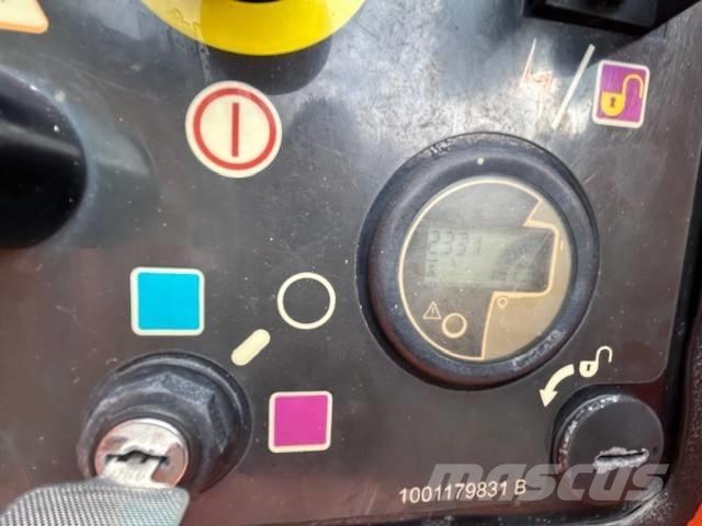 JLG 1200 SJP Teleskopske podizne platforme