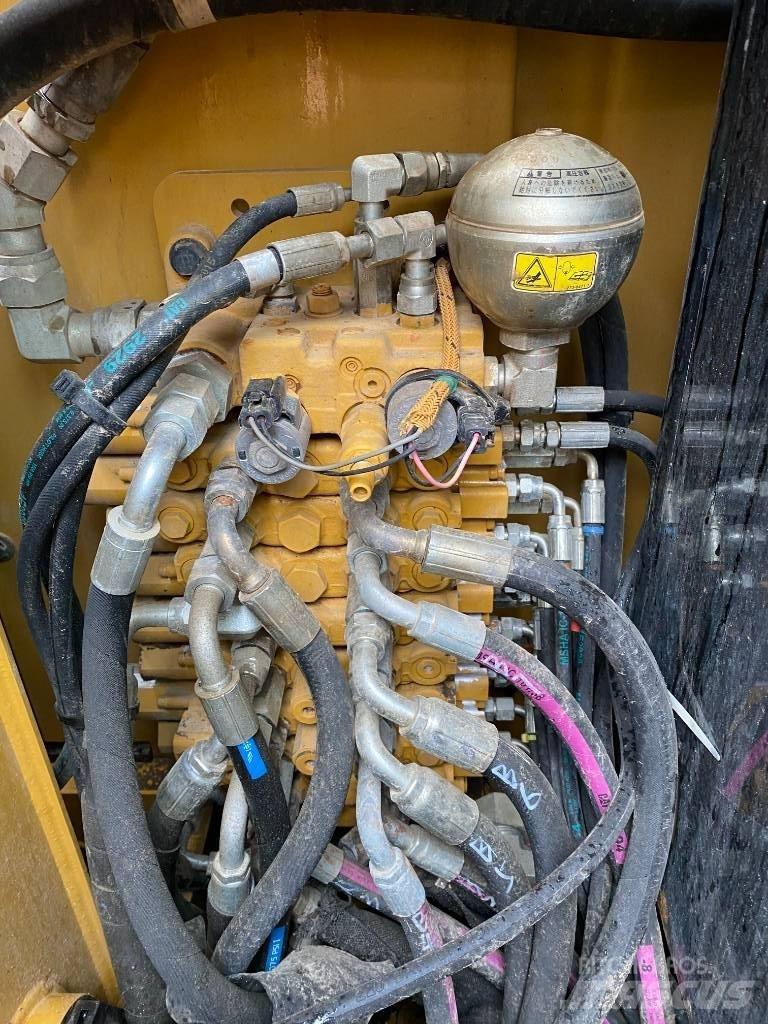 CAT 305.5 Bageri guseničari