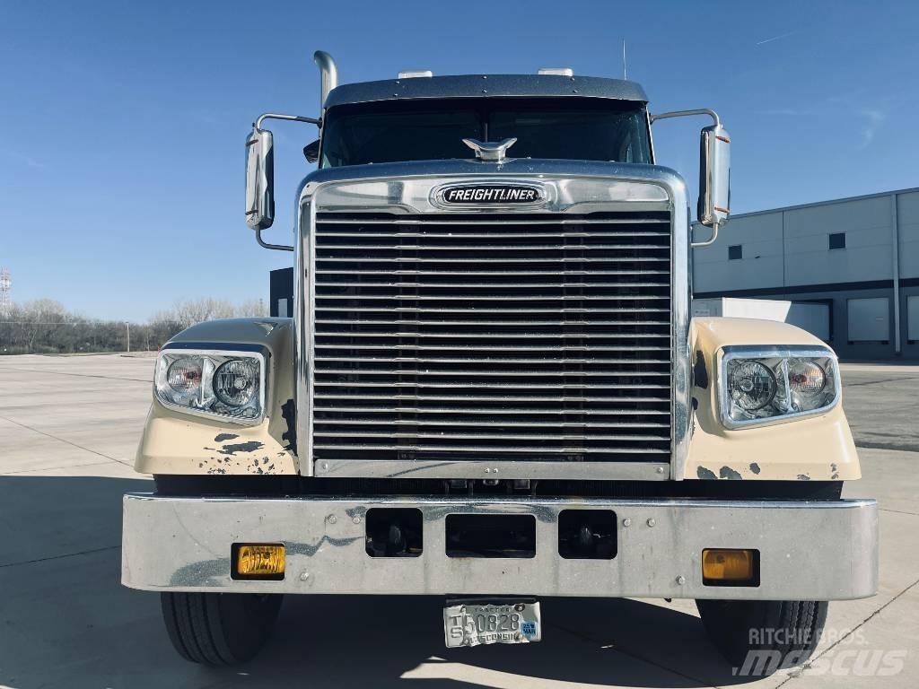 Freightliner 122 SD Tegljači