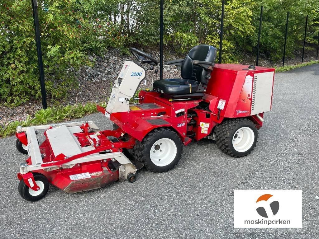 Ventrac 3200 Traktorske kosilice