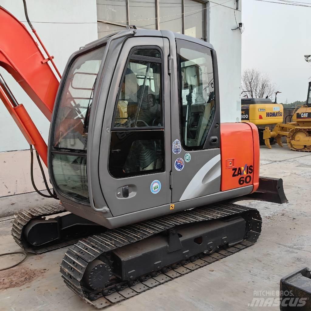 Hitachi ZX 60 Mini bageri < 7t