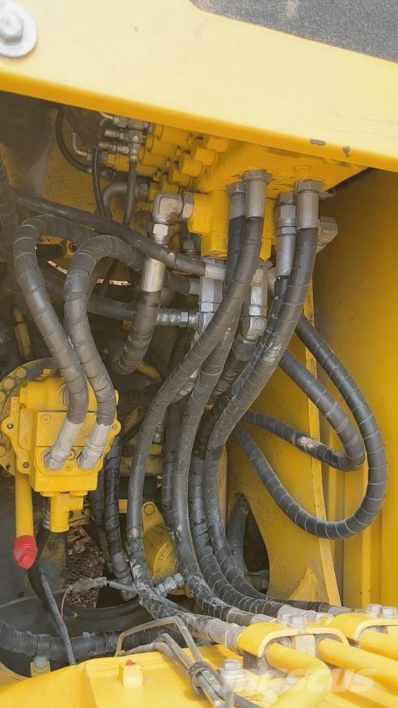 Komatsu PC 130 Bageri guseničari