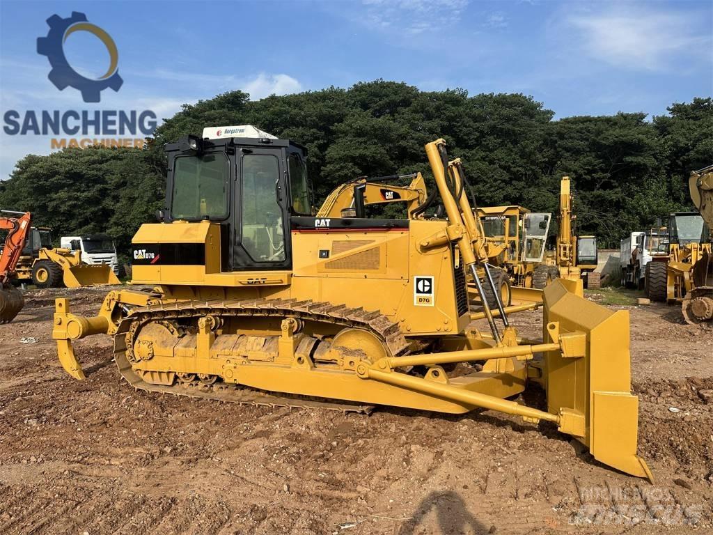 CAT D7G Buldožeri guseničari