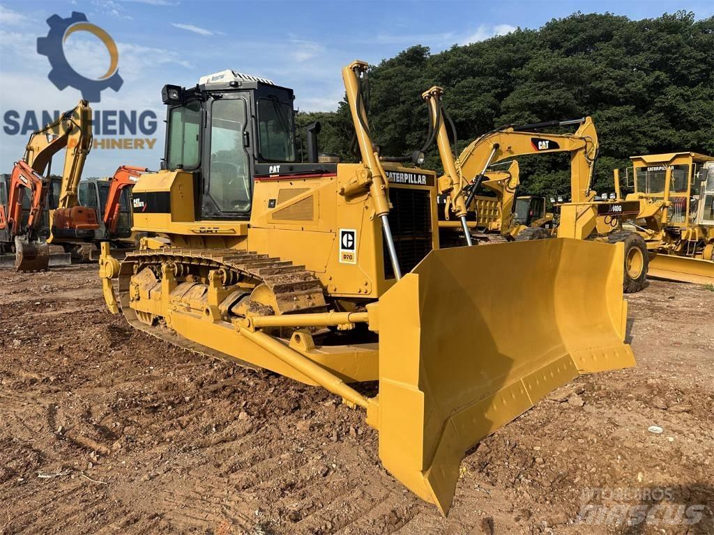 CAT D7G Buldožeri guseničari