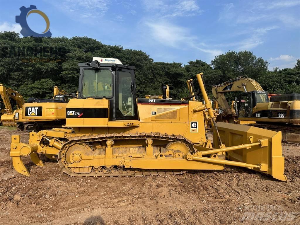 CAT D7G Buldožeri guseničari