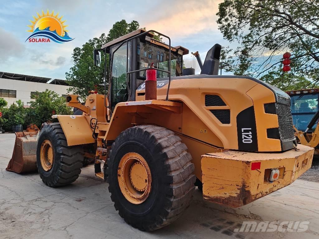 Volvo L 120 Utovarivači na točkove