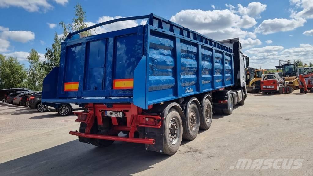 Bodex KIS 3 W Poluprikolice polu kiperi