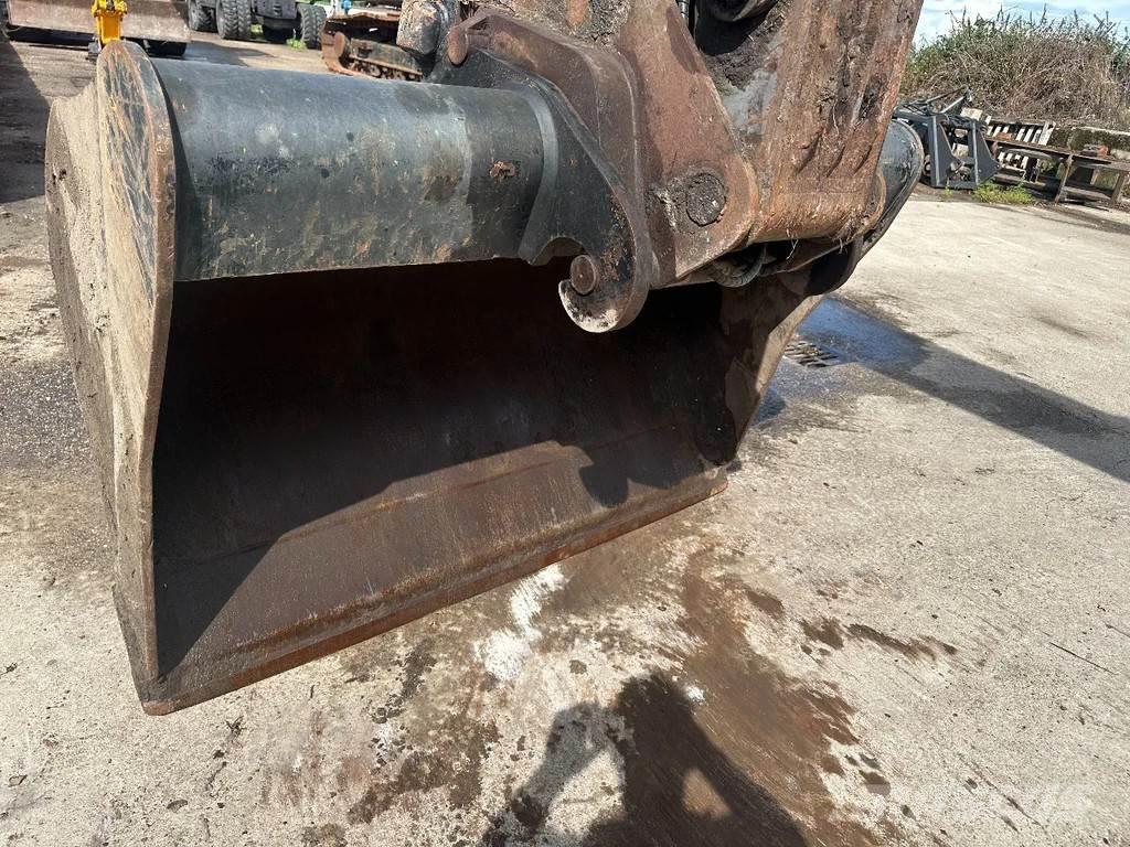 Volvo EC200 Bageri guseničari