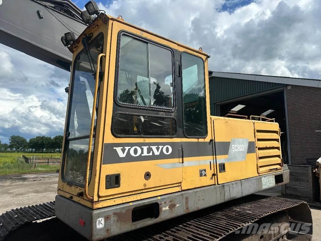 Volvo EC200 Bageri guseničari