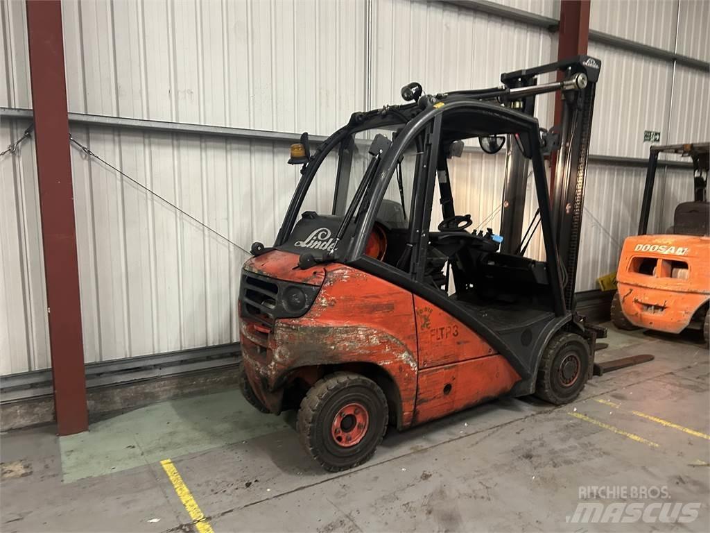 Linde H25T Plinski viljuškari