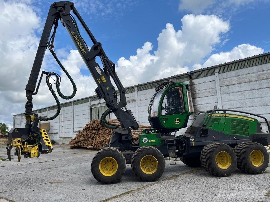 John Deere 1170G Harversteri