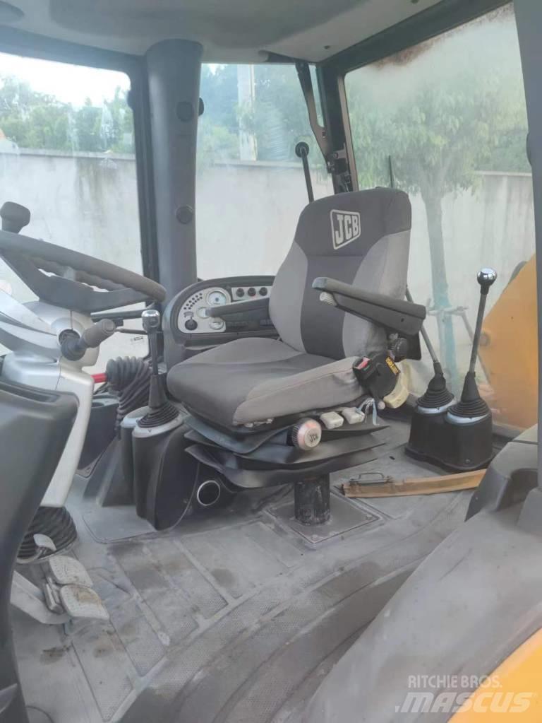 JCB 3 CX Rovokopači