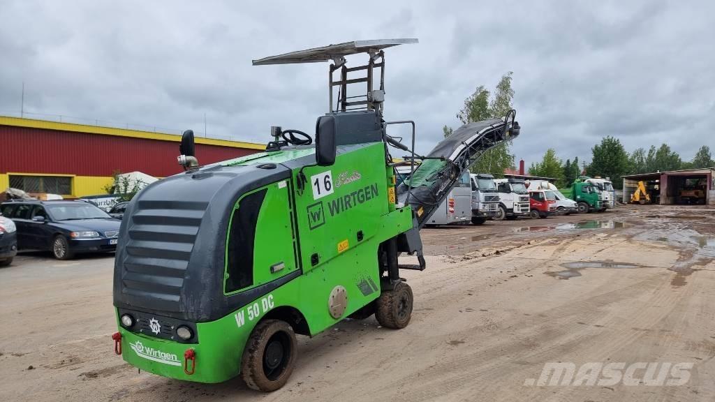 Wirtgen W50 DC Freze za asfalt