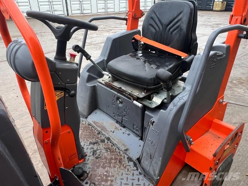 Hamm HD 12 VV Valjci sa duplim bubnjem