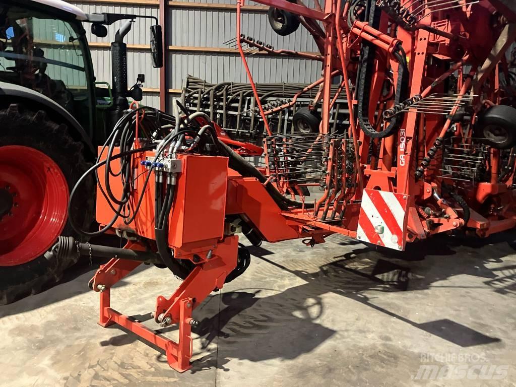 Kuhn GA 15031 Okretači i sakupljači sena