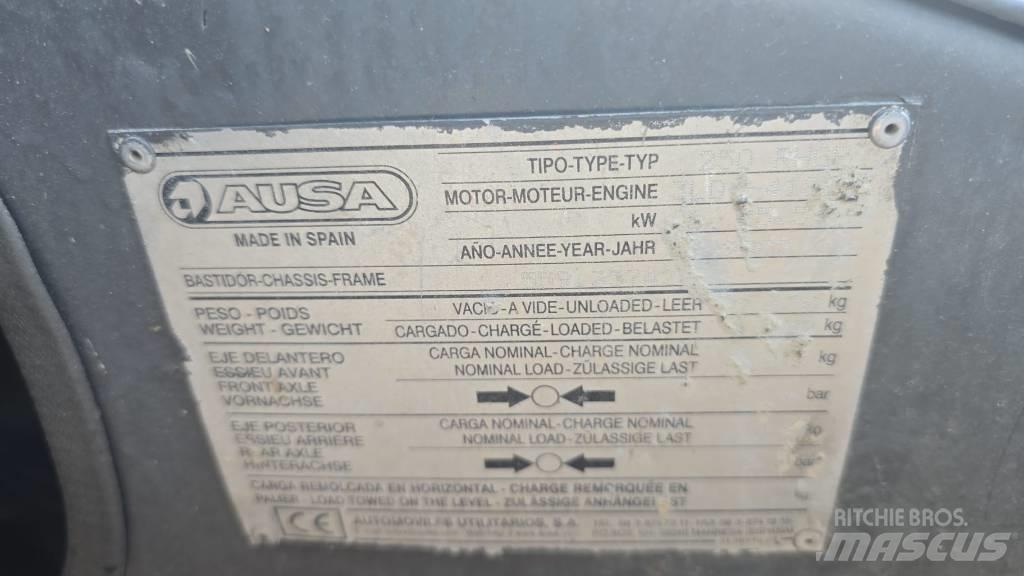 Ausa D 250 Damperi za gradilište
