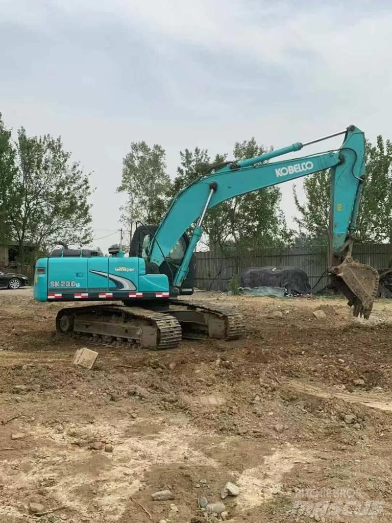 Kobelco SK200 Bageri guseničari