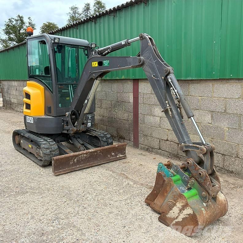 Volvo ECR25D Mini bageri < 7t