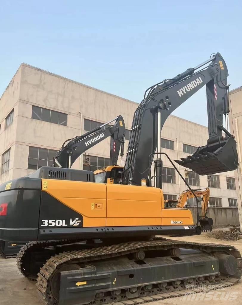 Hyundai 350 L VS Bageri guseničari