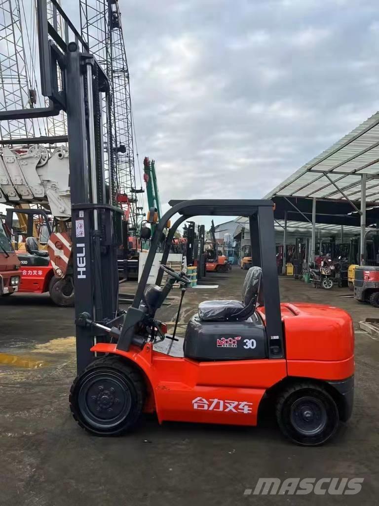 Heli FD30 Dizelski viljuškari