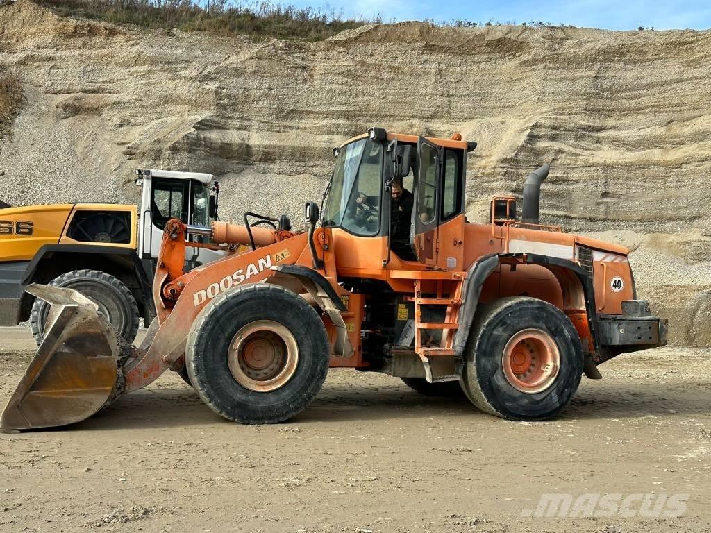 Doosan DL 300 Utovarivači na točkove