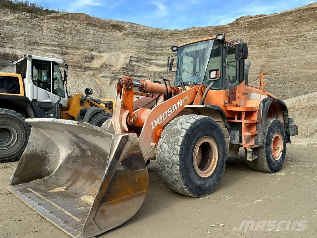 Doosan DL 300 Utovarivači na točkove