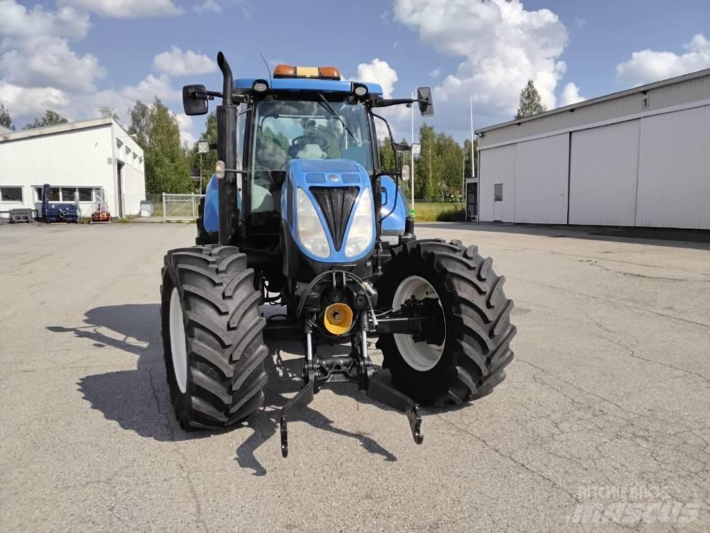 New Holland T6090 Traktori