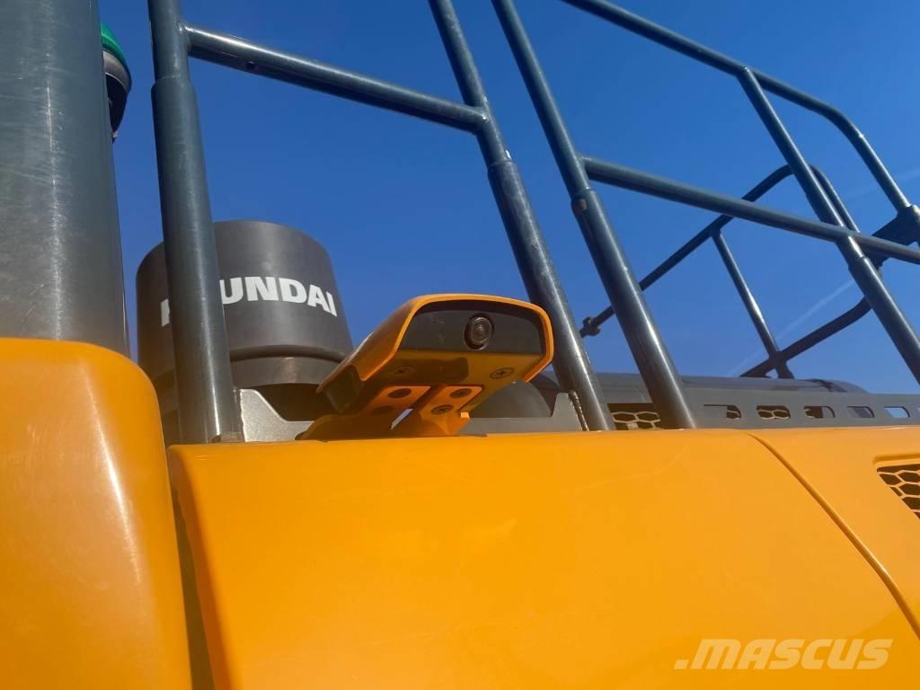 Hyundai HX220L Bageri guseničari
