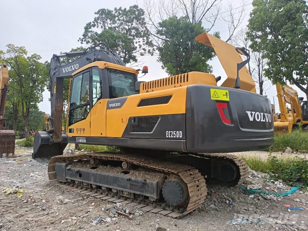 Volvo ec250 Bageri guseničari