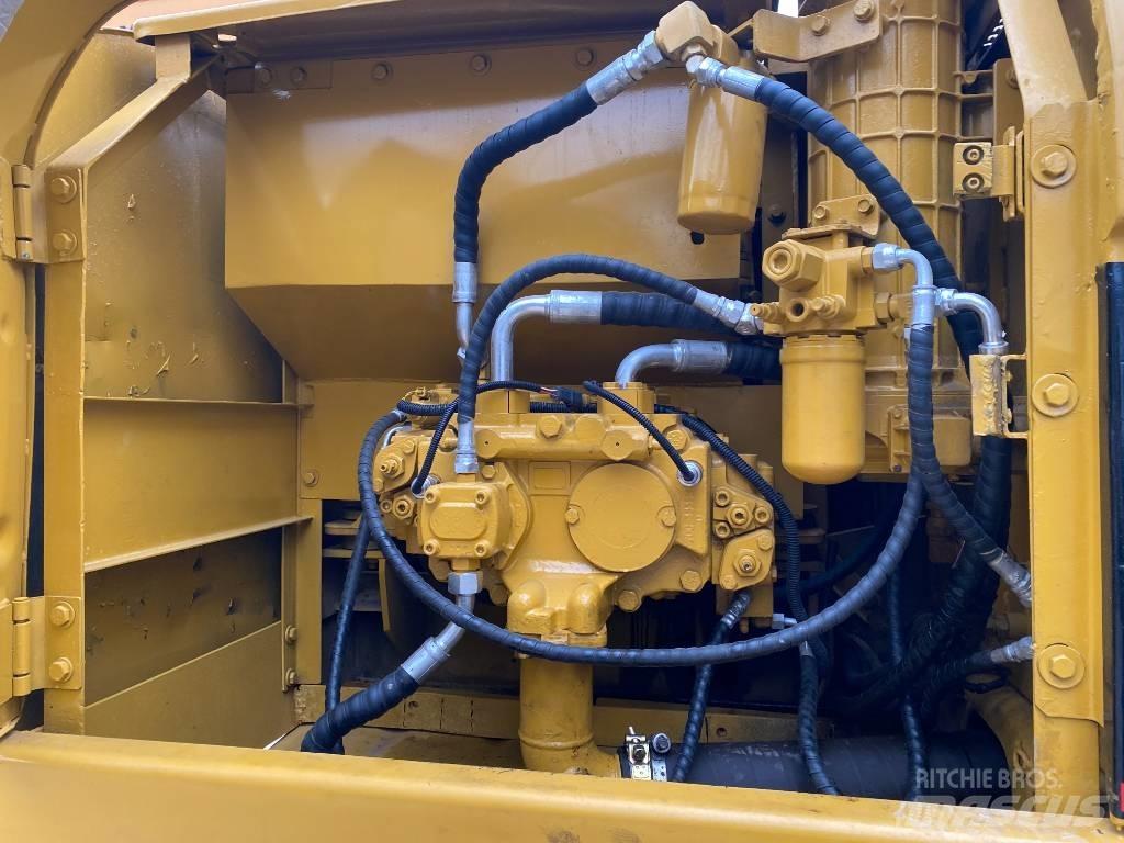 CAT 320 C L Bageri guseničari