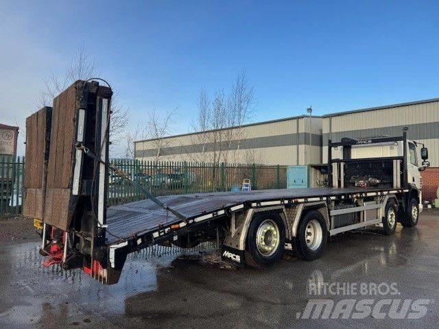 DAF CF 450 Kamioni sa ravan platformom / vitlom