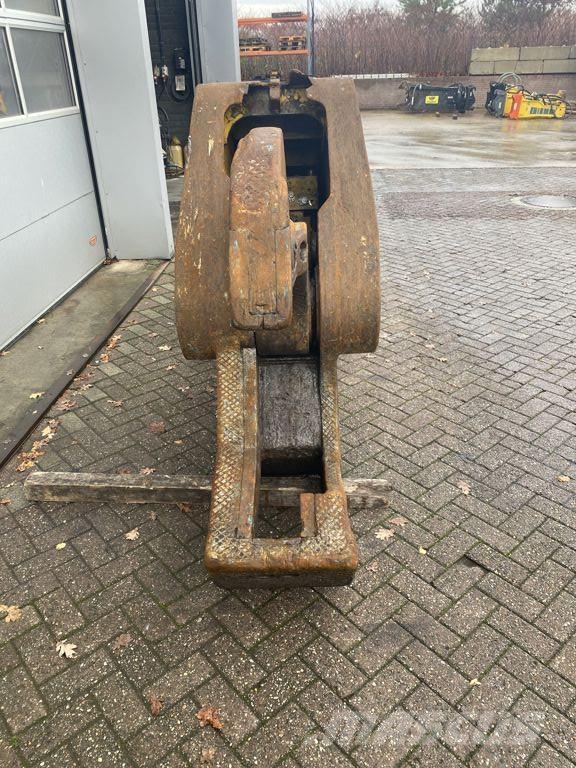 Genesis GXP 400R Makaze