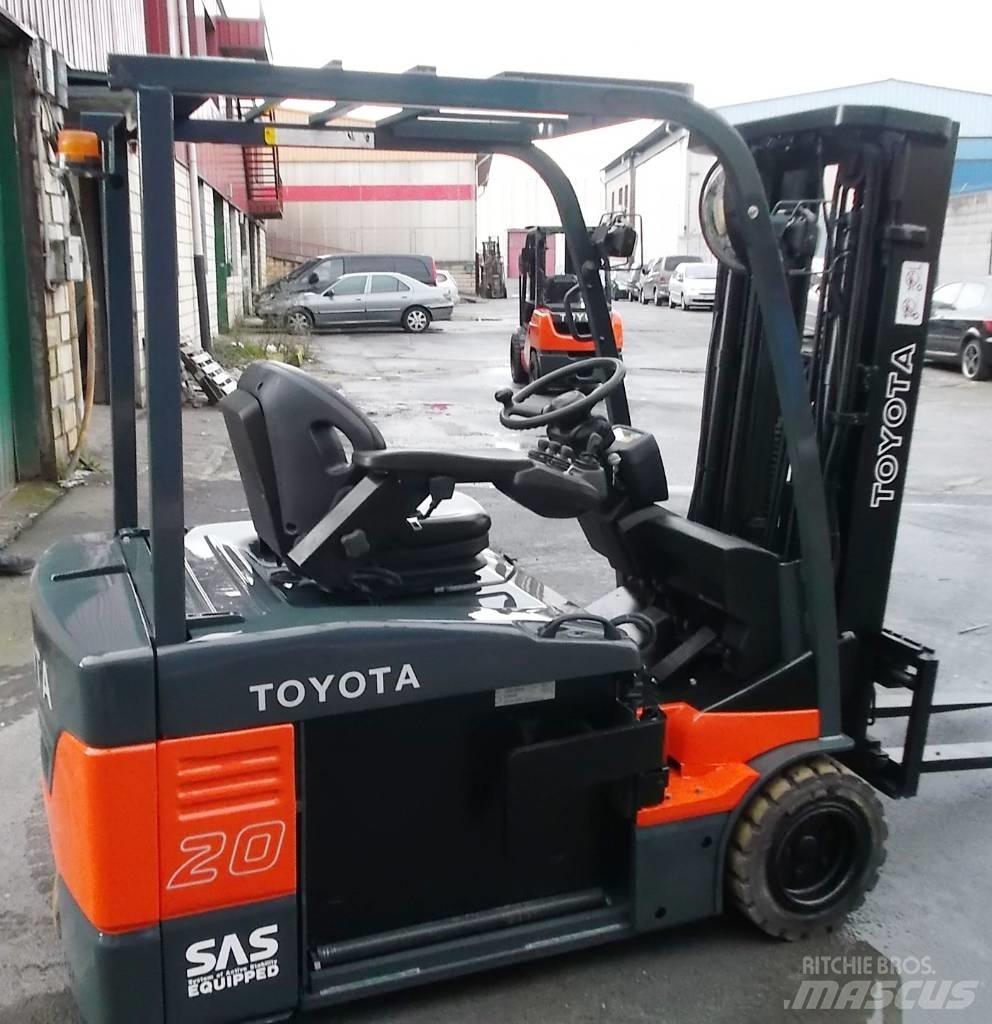 Toyota 7 FBEF 20 Električni viljuškari