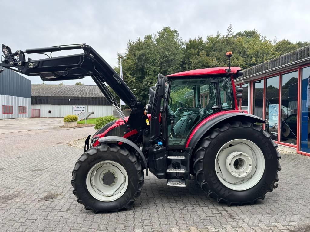Valtra G105 H Traktori