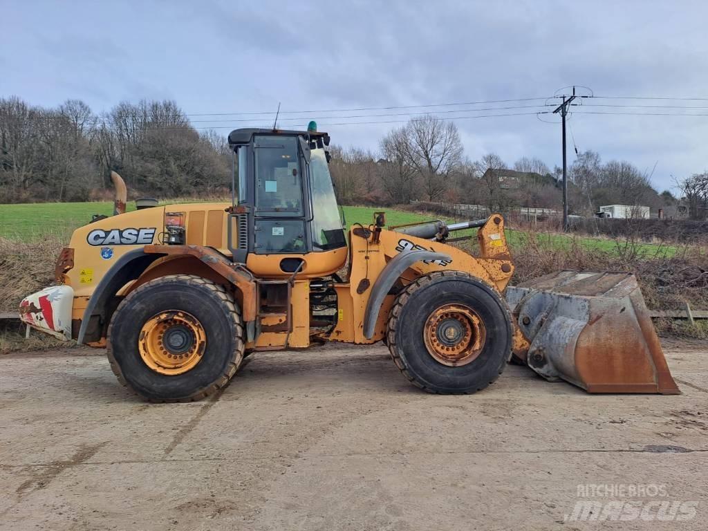 CASE 921 F Utovarivači na točkove