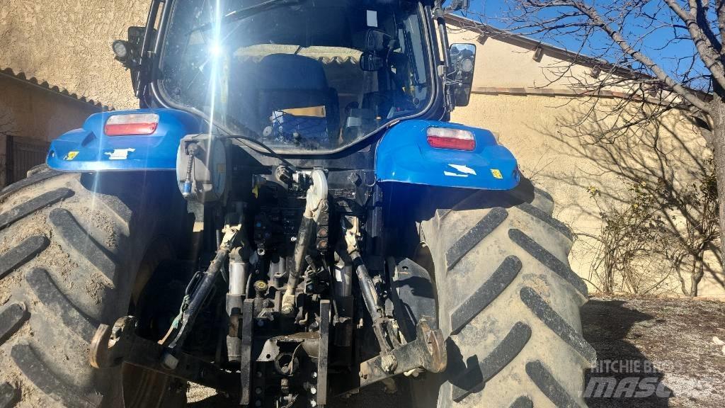 New Holland T 6.180 Traktori